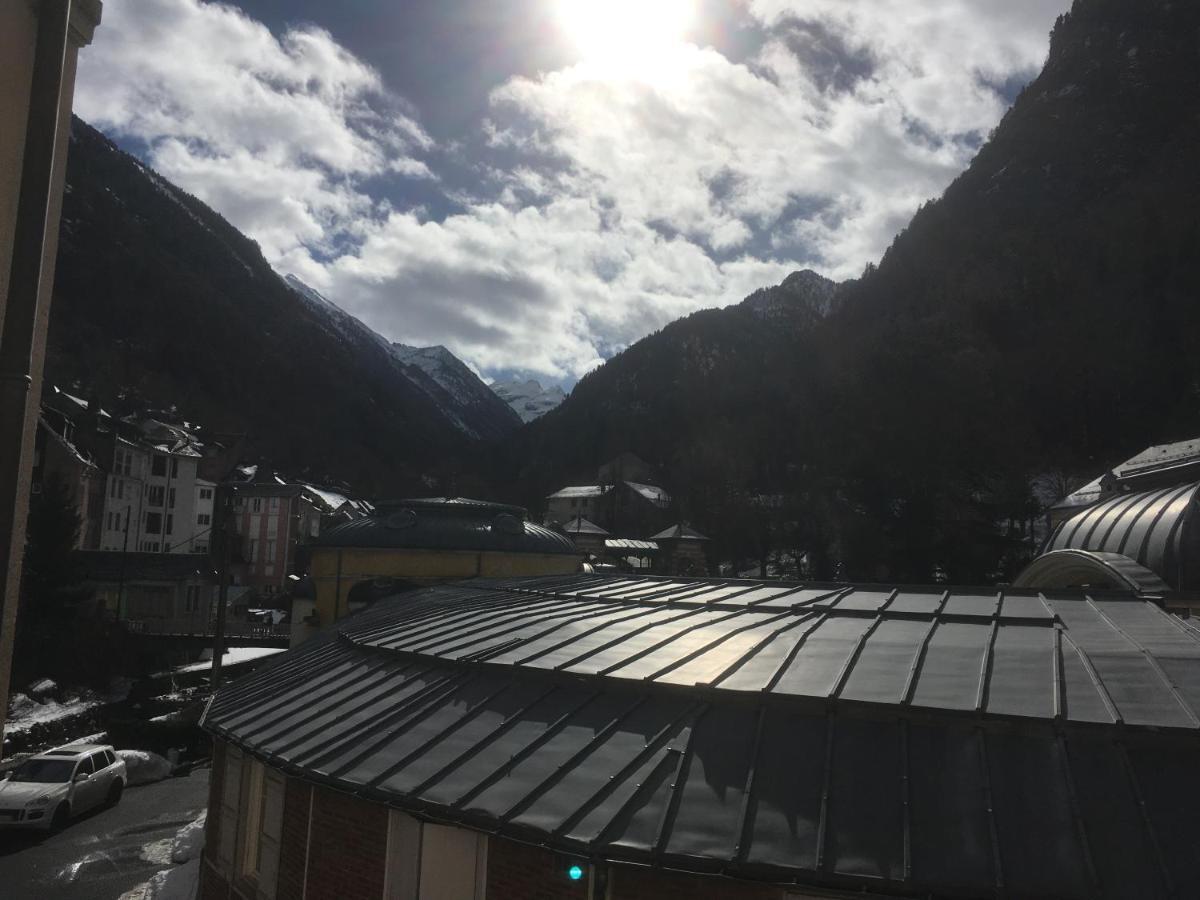 Residence Regina Cauterets Bagian luar foto